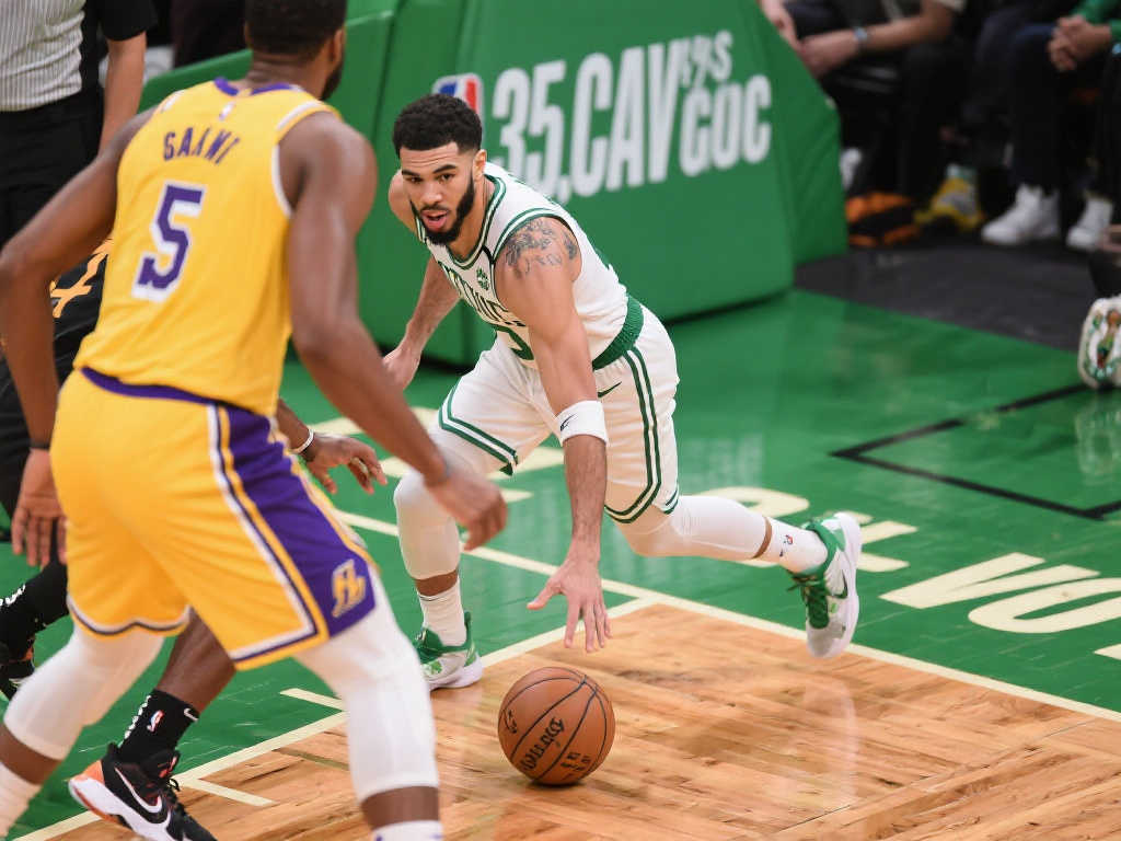 35次犯规警示！绿军卫冕路上最大威胁浮现